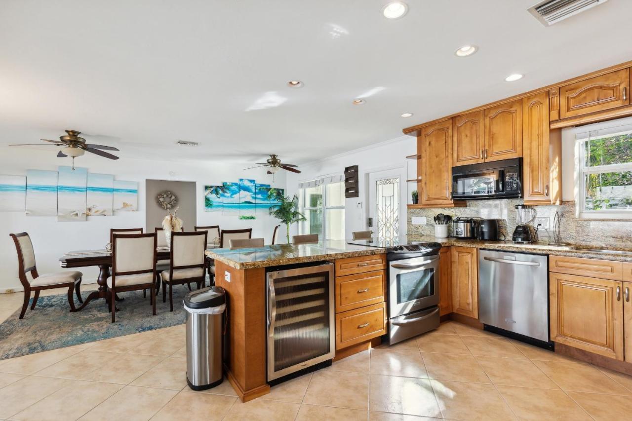 Chic Fort Lauderdale House With Private Pool Kültér fotó